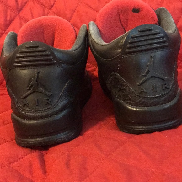 Custom Jordan 3s - Picture 2 of 3